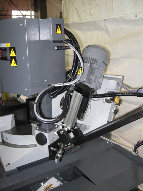 10" x 13" HYD-MECH ... DOUBLE MITER HORIZONTAL BAND SAW.